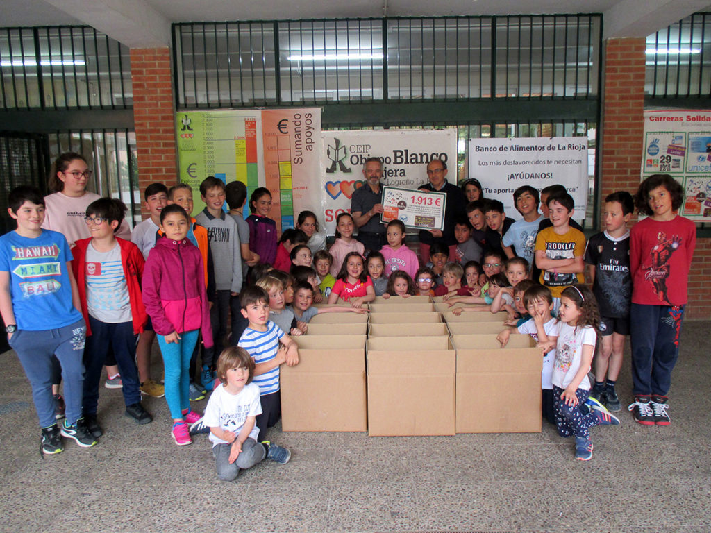 400 kilos de alimentos y 1.913 euros del colegio Obispo Blanco Nájera de Logroño terminan en el Banco de Alimentos de La Rioja