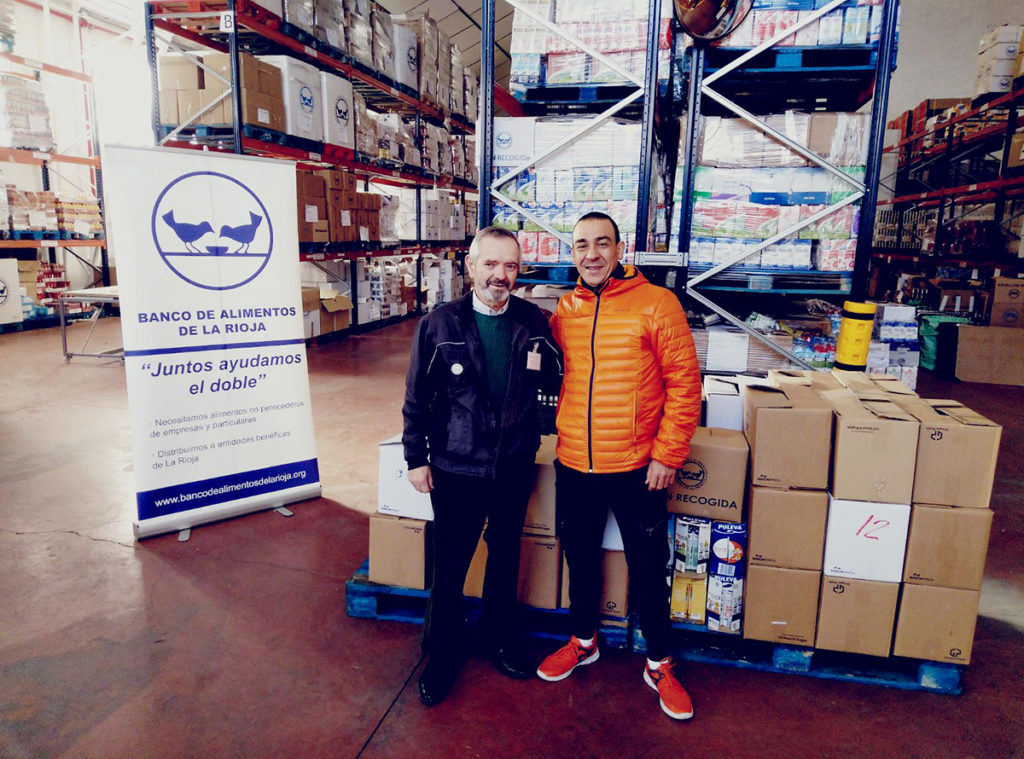 Bar El Dorado entrega 578 kilos de alimentos al Banco de Alimentos de La Rioja