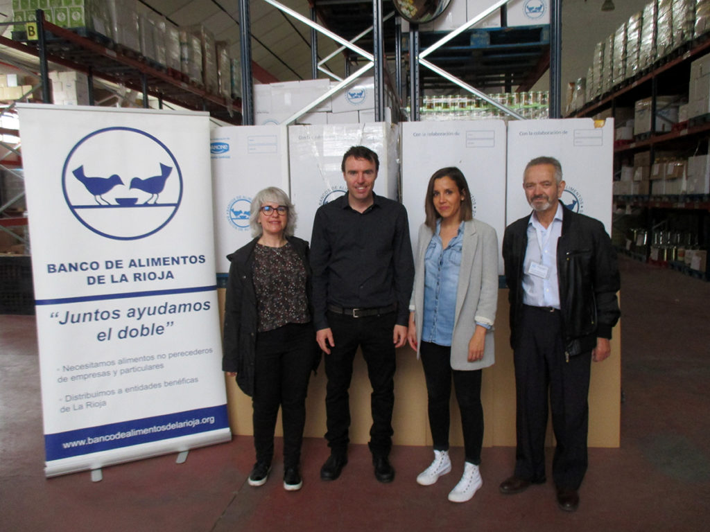 Bodegas Franco–Españolas hace entrega de 656 euros al Banco de  Alimentos de La Rioja