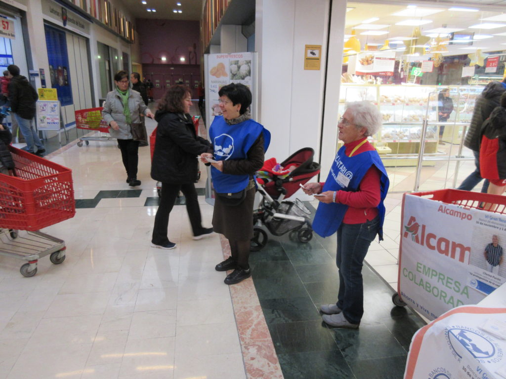 El Banco de Alimentos necesita todavía 230 voluntarios para la VI Gran Recogida