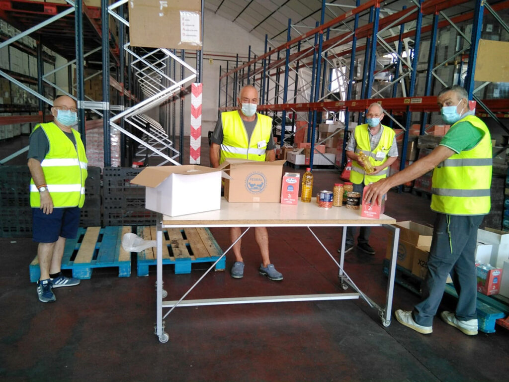 La Peña Sopas de Ajo de Badarán recoge en su campaña solidaria 340 kilos para el Banco de Alimentos de La Rioja