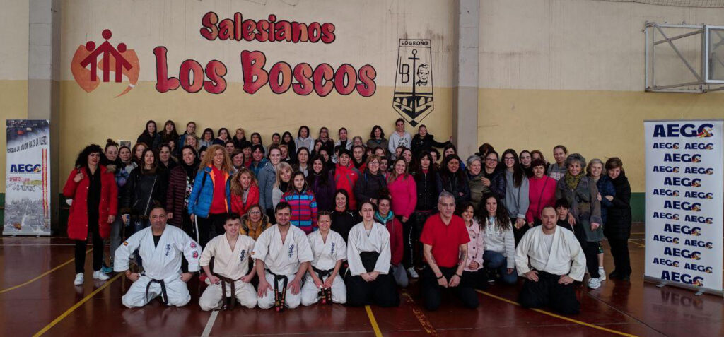 La Asociación Española de Guardias Civiles organiza un curso de defensa personal para mujeres mayores de 14 años, el sábado 25 de febrero