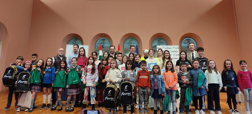 Yara Pastrana Jiménez, Carmen Ruiz Fernández, Mateo Gómez Pedregal y Yulen Menéndez Cabezón, son los ganadores del VIII Concurso de Dibujo Solidario “La comida no se tira. Aprovechemos los alimentos”