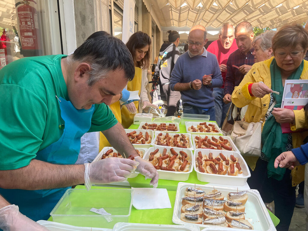 ASPRODEMA realiza una ‘Jornada de Puertas Abiertas’, con un pincho solidario en favor del Banco de Alimentos de La Rioja