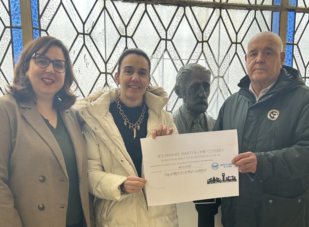 El IES Manuel Bartolomé Cossio de Haro dona 400 euros al Banco de Alimentos de La Rioja