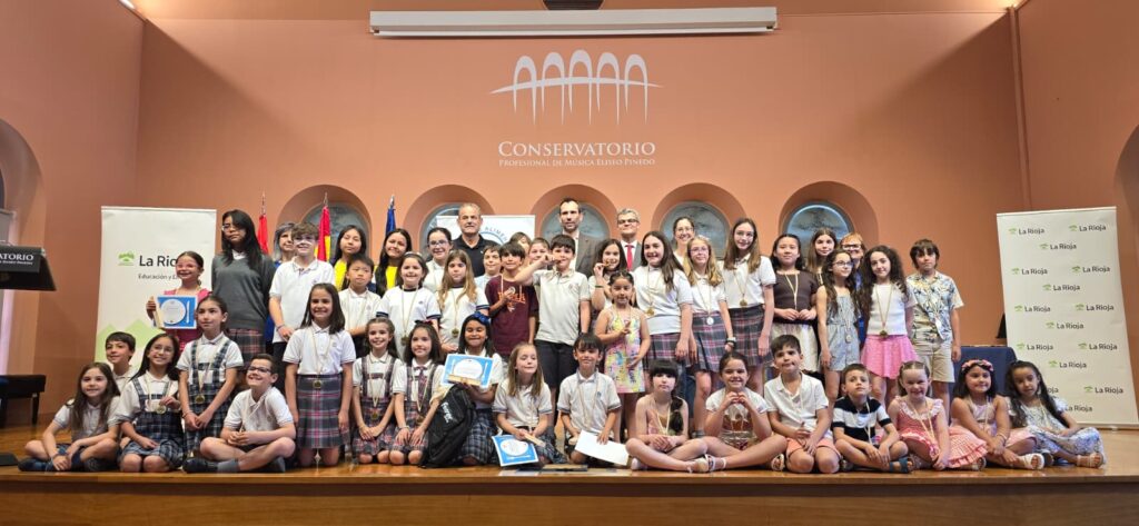 Grismelin Domínguez Brioso, Leo Carlotti Ubis, Abril Camacho López y Andrei Cristian Dragan, son los ganadores del XI Concurso de Dibujo Solidario “La comida no se tira. Aprovechemos los alimentos”